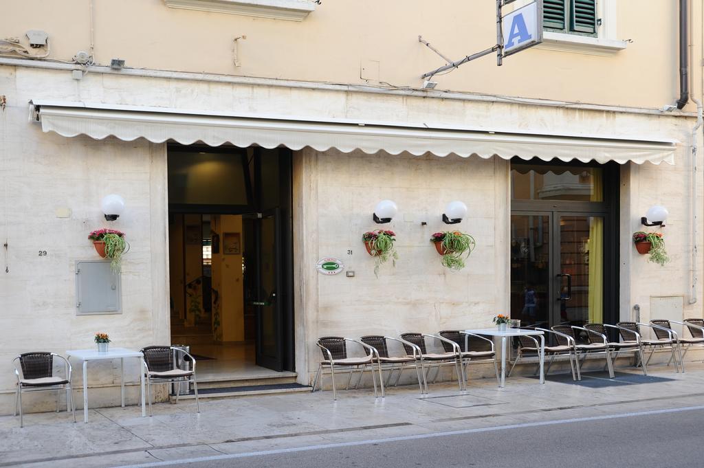 Hotel Marina Montecatini Terme Kültér fotó