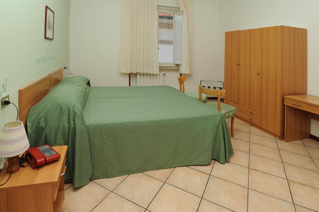 Hotel Marina Montecatini Terme Kültér fotó